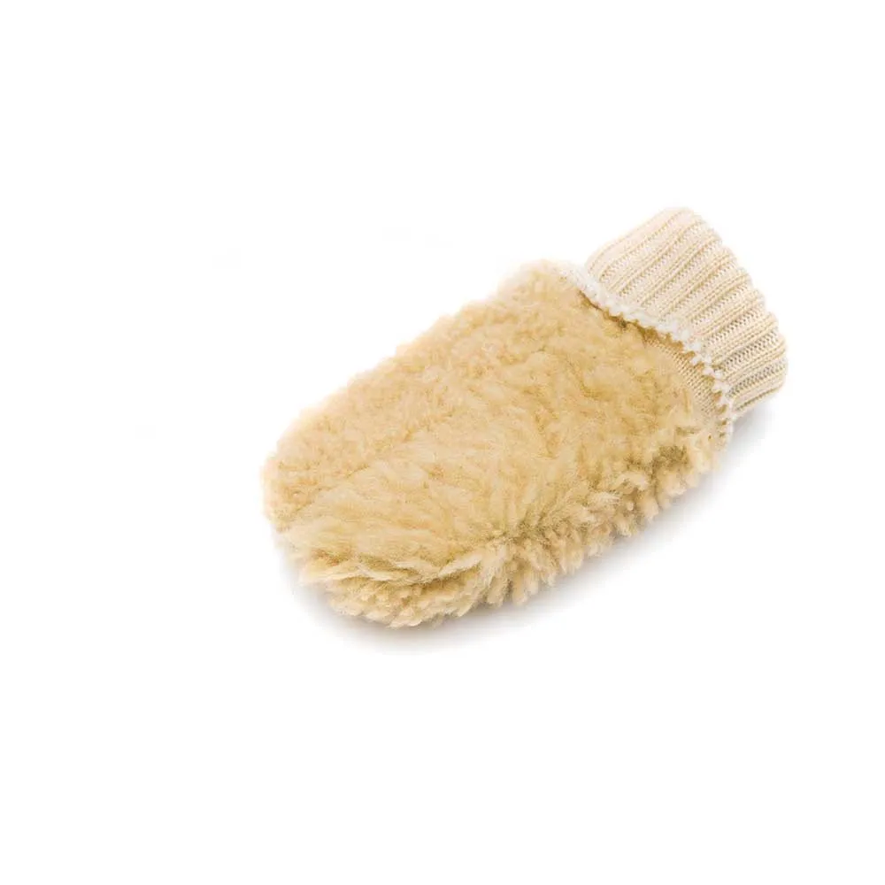 https://www.roshko.bg/media/catalog/product/cache/1/image/9df78eab33525d08d6e5fb8d27136e95/b/6/bebeshki-rakavitsi-ot-agneshka-kozha-fillikid-navy 2.webp
