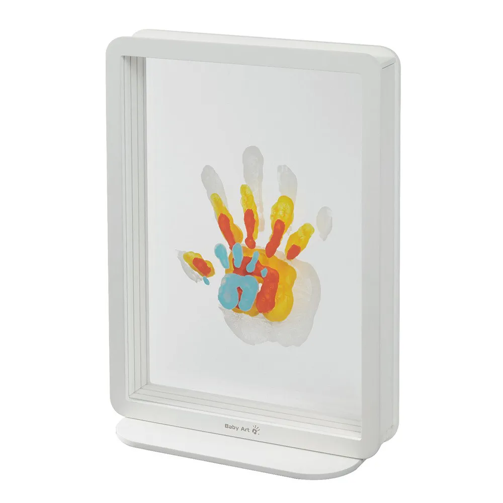https://www.roshko.bg/media/catalog/product/cache/1/image/9df78eab33525d08d6e5fb8d27136e95/b/a/Baby Art Семеен отпечатък с боички Family Touch Handprints Frame.webp
