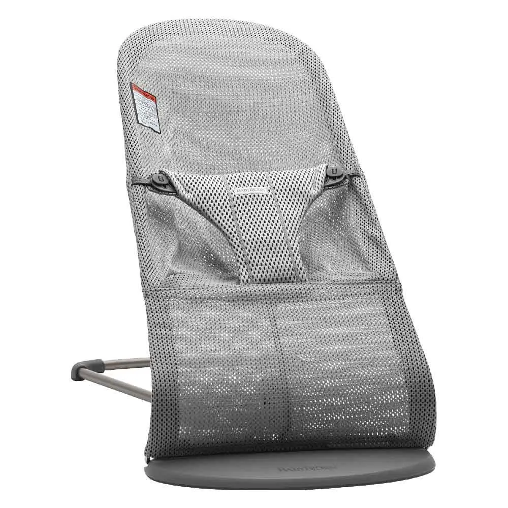https://www.roshko.bg/media/catalog/product/cache/1/image/9df78eab33525d08d6e5fb8d27136e95/b/a/bebeshki-shezlong-babybjorn-bliss-grey-mesh.webp