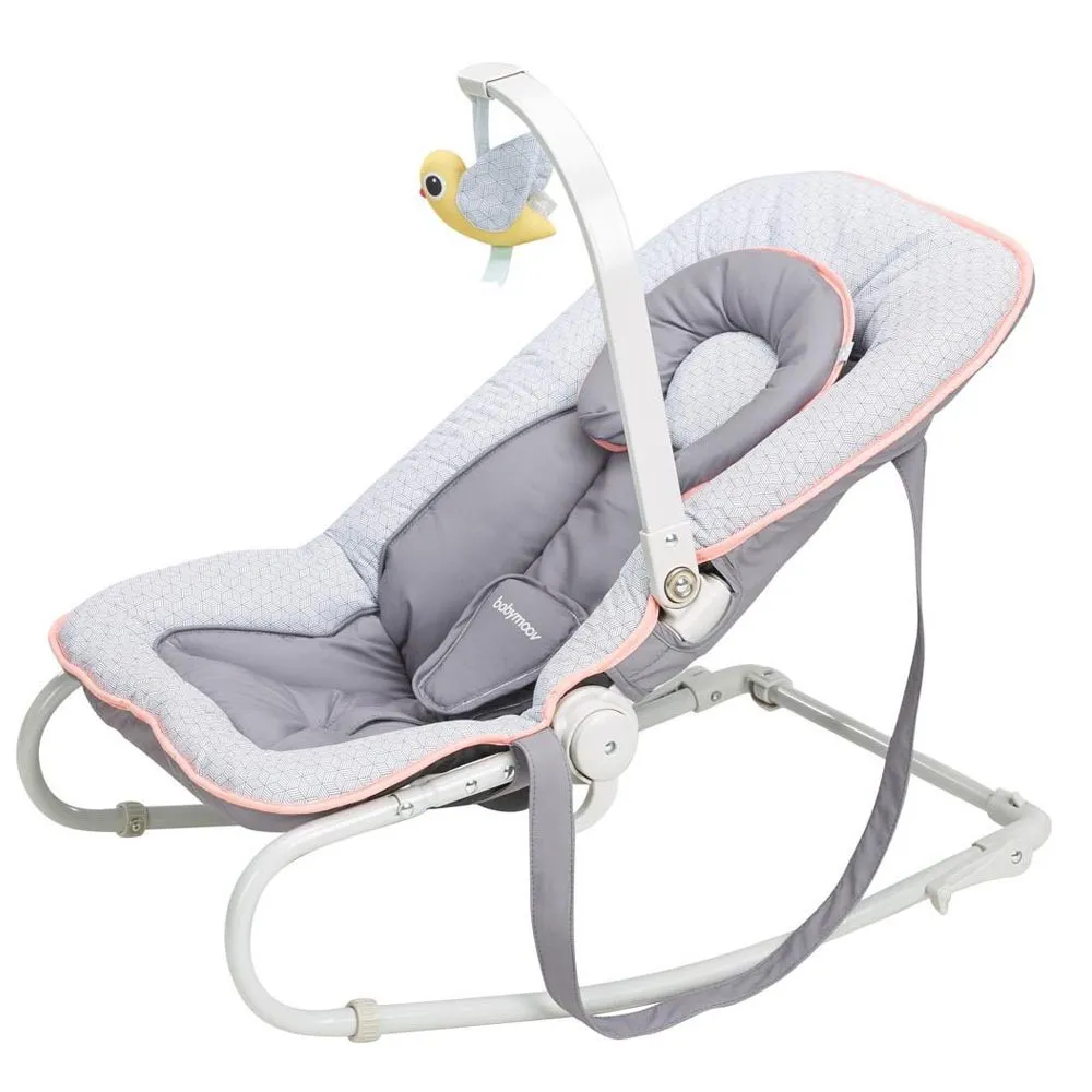 https://www.roshko.bg/media/catalog/product/cache/1/image/9df78eab33525d08d6e5fb8d27136e95/b/a/Babymoov бебешки шезлонг Graphik Peach A012432 3.webp