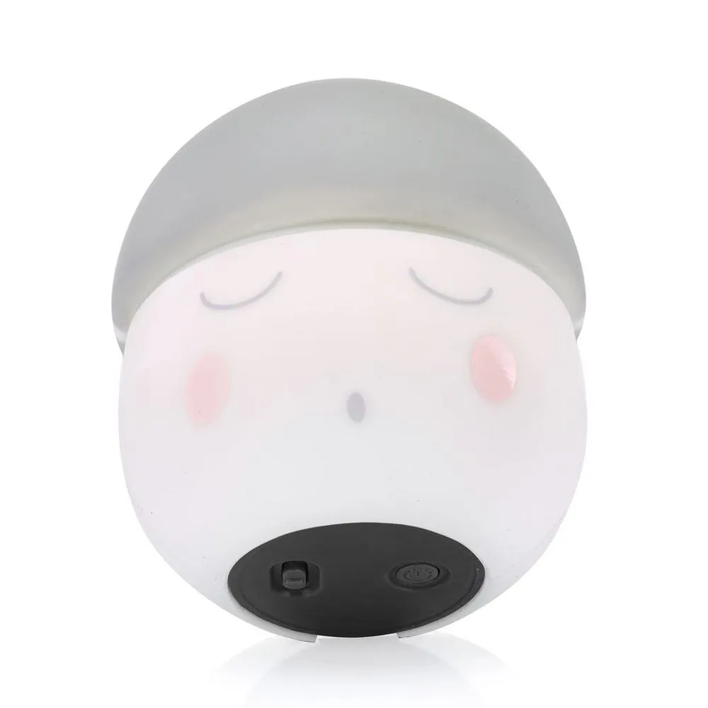 https://www.roshko.bg/media/catalog/product/cache/1/image/9df78eab33525d08d6e5fb8d27136e95/b/a/Babymoov Squeezy преносима нощна лампа от мек силикон A015026 2.webp
