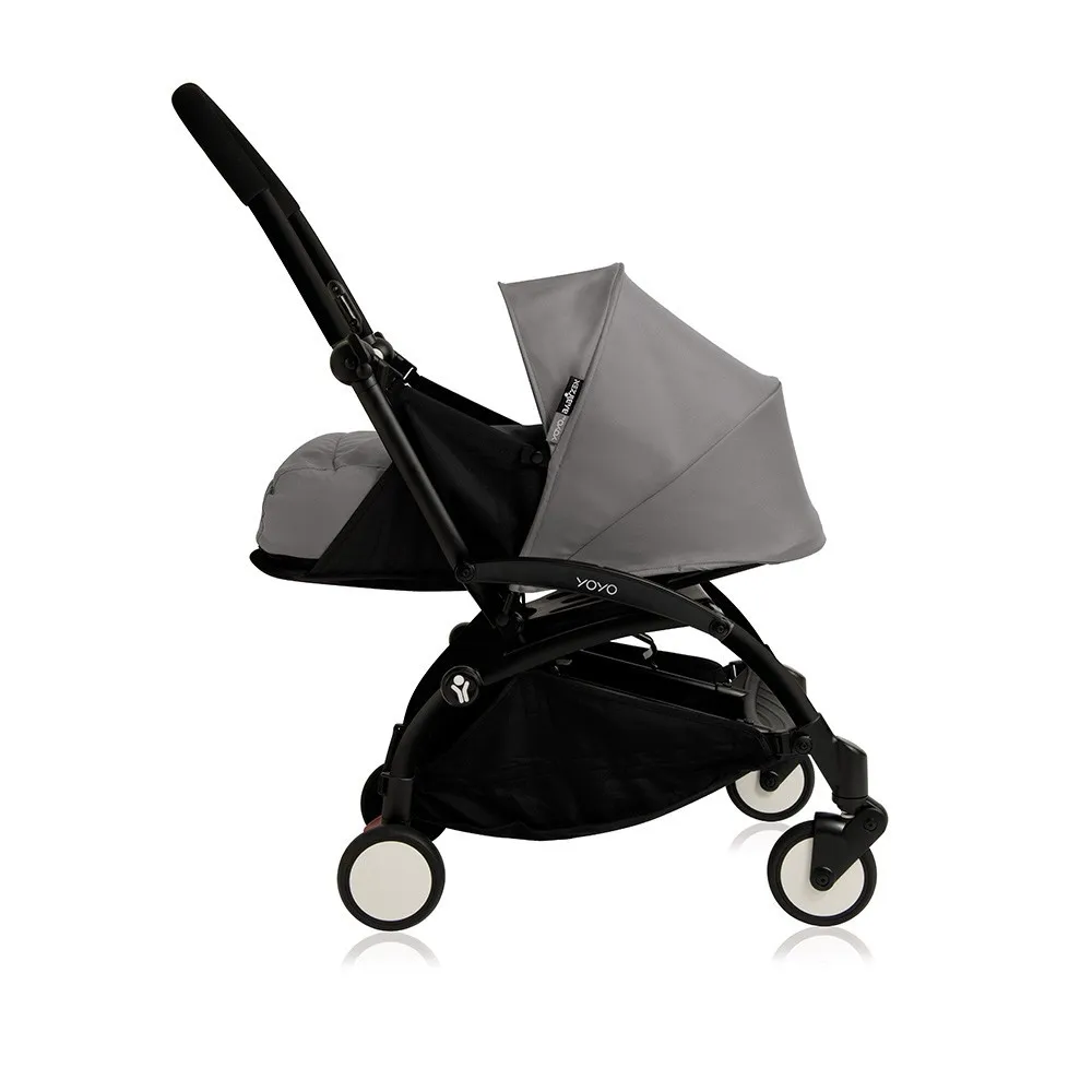 https://www.roshko.bg/media/catalog/product/cache/1/image/9df78eab33525d08d6e5fb8d27136e95/b/a/BabyZen пълен комплект комплект детска количка YoYo Plus Black Grey.webp