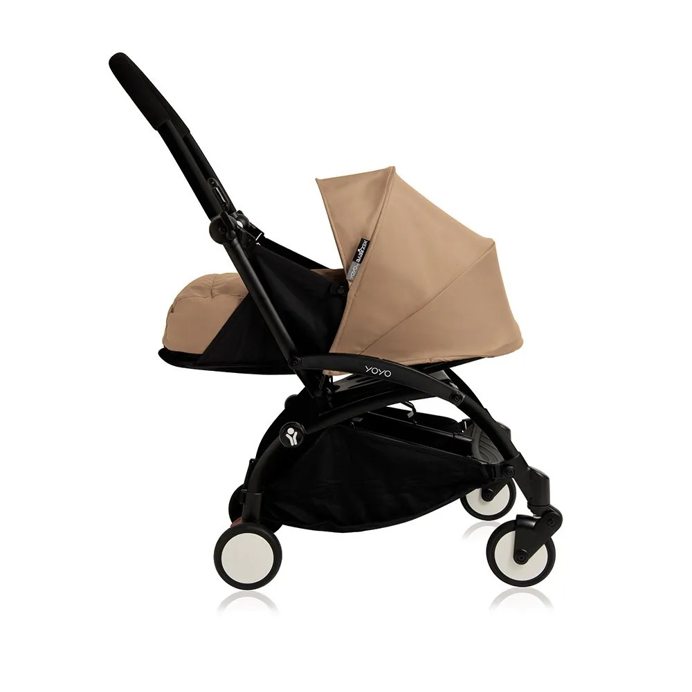 https://www.roshko.bg/media/catalog/product/cache/1/image/9df78eab33525d08d6e5fb8d27136e95/b/a/BabyZen пълен комплект комплект детска количка YoYo Plus Black Taupe.webp