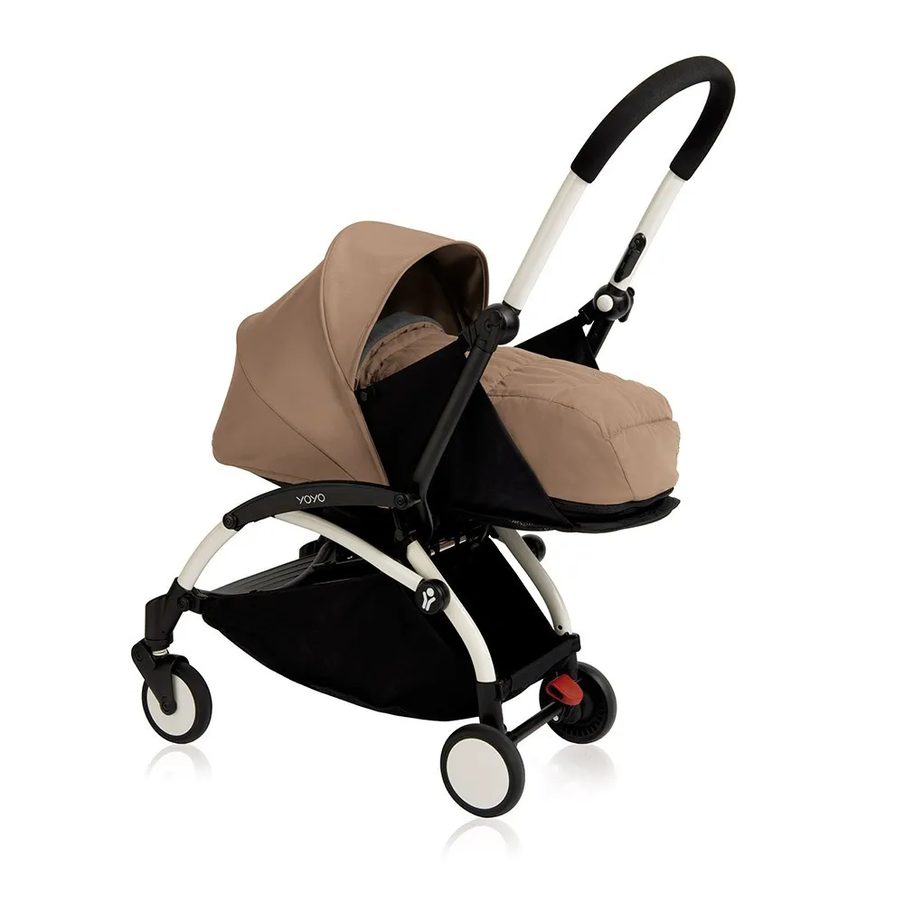https://www.roshko.bg/media/catalog/product/cache/1/image/9df78eab33525d08d6e5fb8d27136e95/b/a/BabyZen пълен комплект комплект детска количка YoYo Plus White Taupe.webp