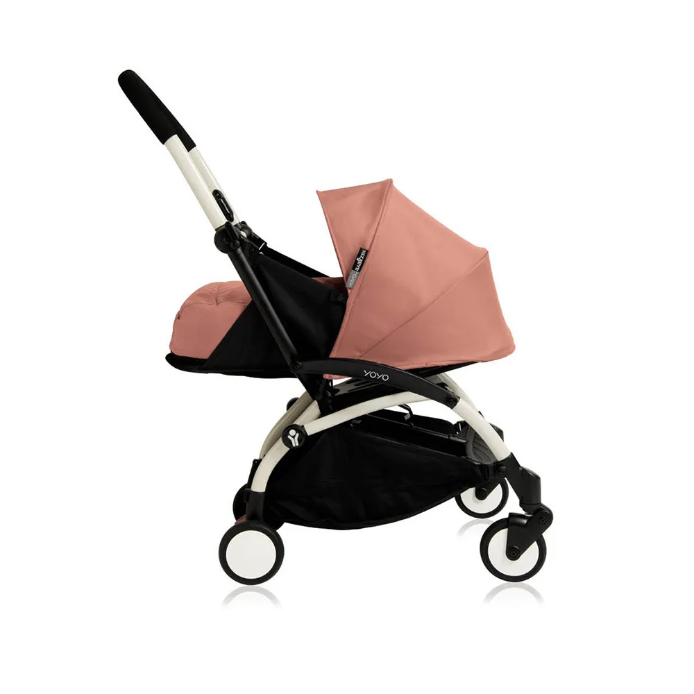 https://www.roshko.bg/media/catalog/product/cache/1/image/9df78eab33525d08d6e5fb8d27136e95/b/a/BabyZen пълен комплект детска количка YoYo Plus White Ginger.webp
