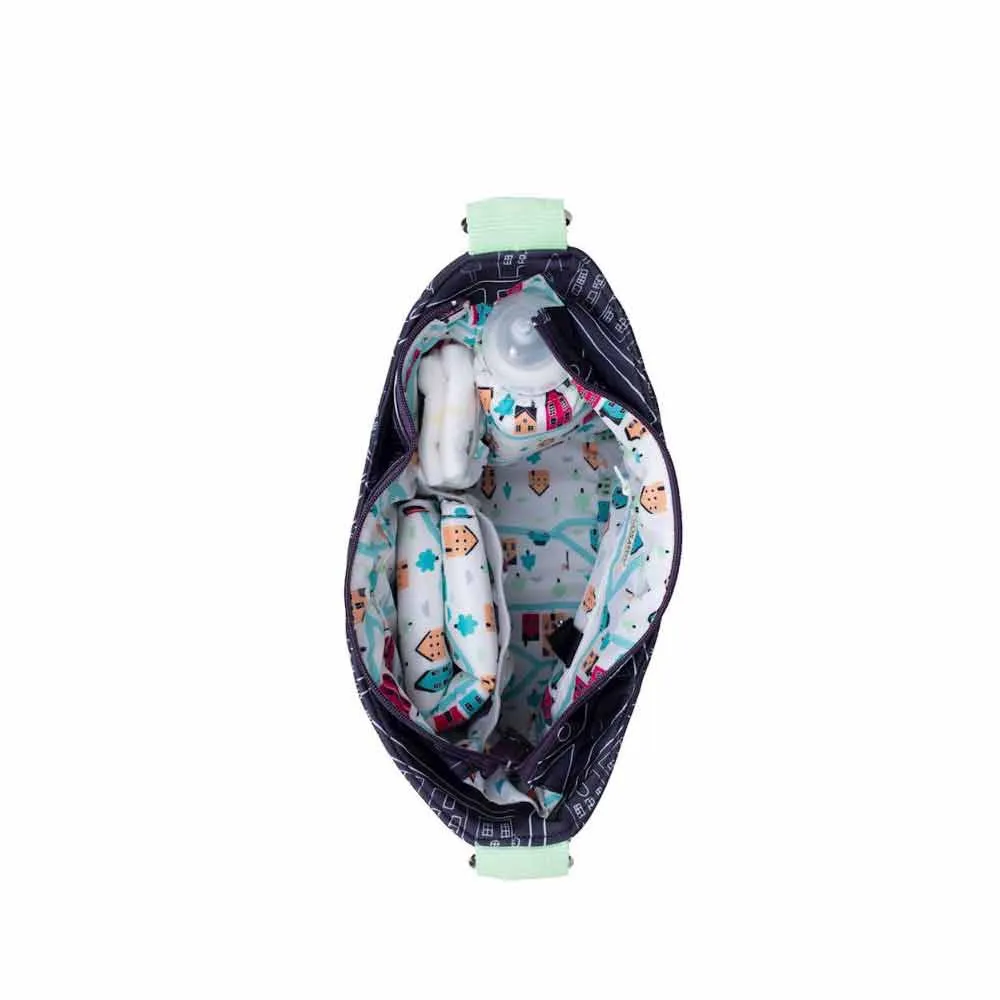 https://www.roshko.bg/media/catalog/product/cache/1/image/9df78eab33525d08d6e5fb8d27136e95/b/e/Cosatto WOWEE бебешка количка 2 в 1 + чанта - My Town 6.webp