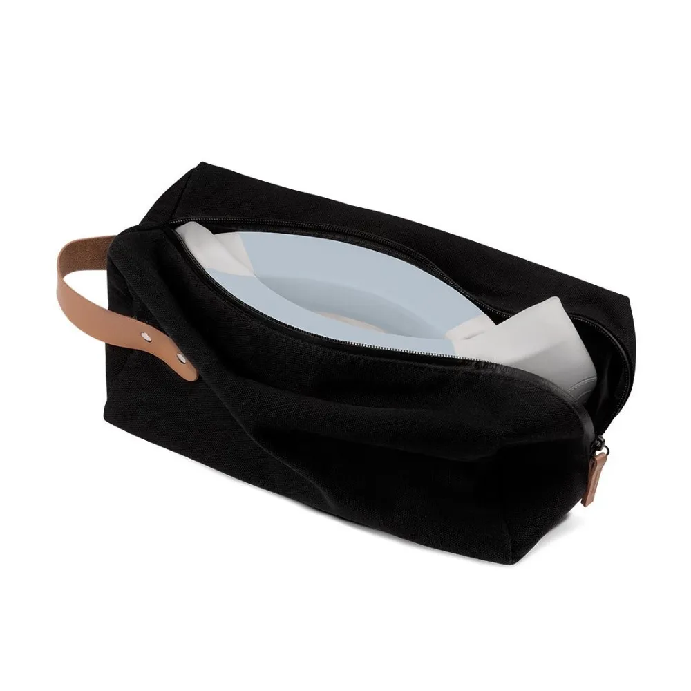 https://www.roshko.bg/media/catalog/product/cache/1/image/9df78eab33525d08d6e5fb8d27136e95/b/e/ бебешко гърне за път Buubla - Vintage Blue.webp