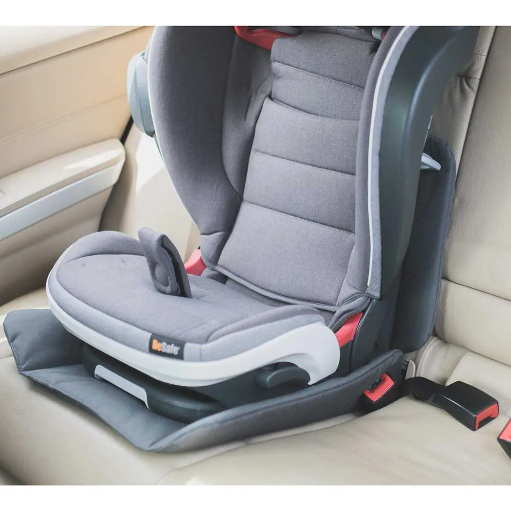 https://www.roshko.bg/media/catalog/product/cache/1/image/9df78eab33525d08d6e5fb8d27136e95/b/e/BeSafe протектор за автомобилна седалка Tablet and seat cover  3.webp