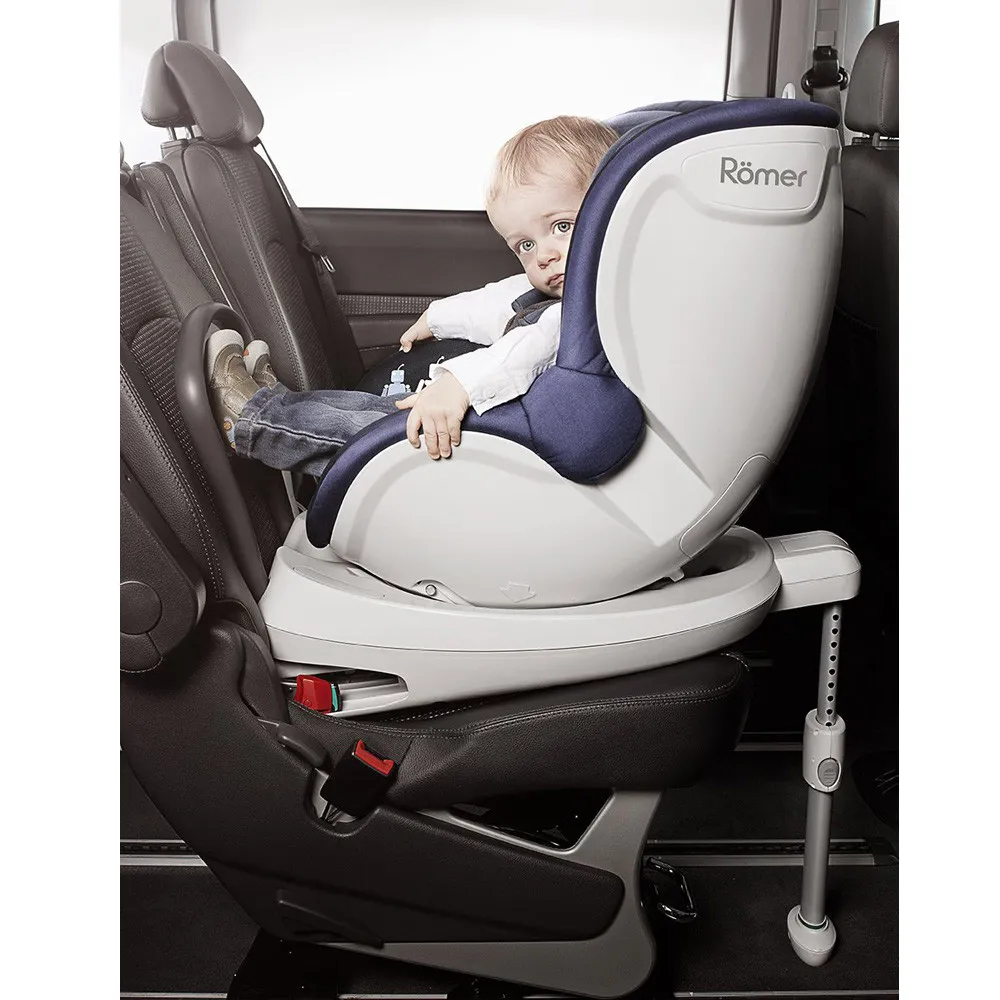 https://www.roshko.bg/media/catalog/product/cache/1/image/9df78eab33525d08d6e5fb8d27136e95/b/l/Britax Столче за кола - Römer Dualfix Flame Red.webp