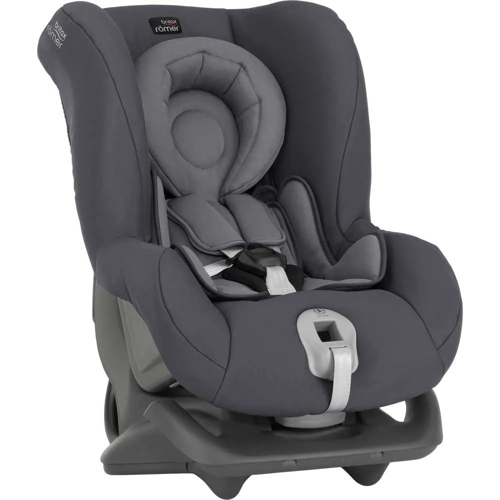 https://www.roshko.bg/media/catalog/product/cache/1/image/9df78eab33525d08d6e5fb8d27136e95/b/r/Britax Romer First Class Plus стол за кола 9-18 кг Storm Grey 3.webp