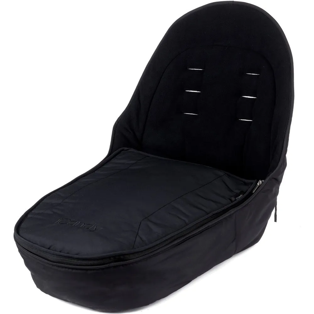 https://www.roshko.bg/media/catalog/product/cache/1/image/9df78eab33525d08d6e5fb8d27136e95/c/a/iCandy универсално зимно чувалче за количка Strawberry Carbon.webp
