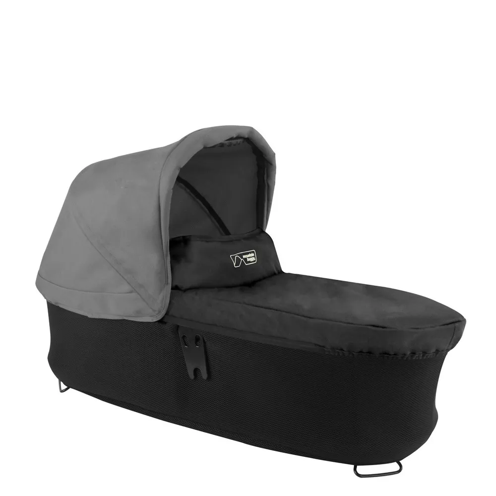 https://www.roshko.bg/media/catalog/product/cache/1/image/9df78eab33525d08d6e5fb8d27136e95/c/a/Mountain Buggy Кош за новородено Plus за количка Duet Flint.webp