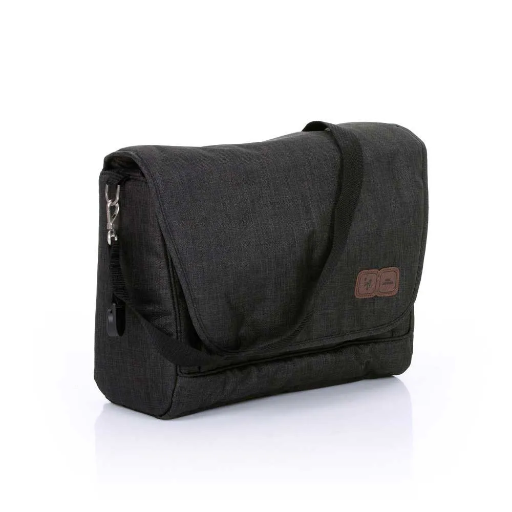 https://www.roshko.bg/media/catalog/product/cache/1/image/9df78eab33525d08d6e5fb8d27136e95/c/h/ABC Design Fashion чанта за детска количка Piano.webp