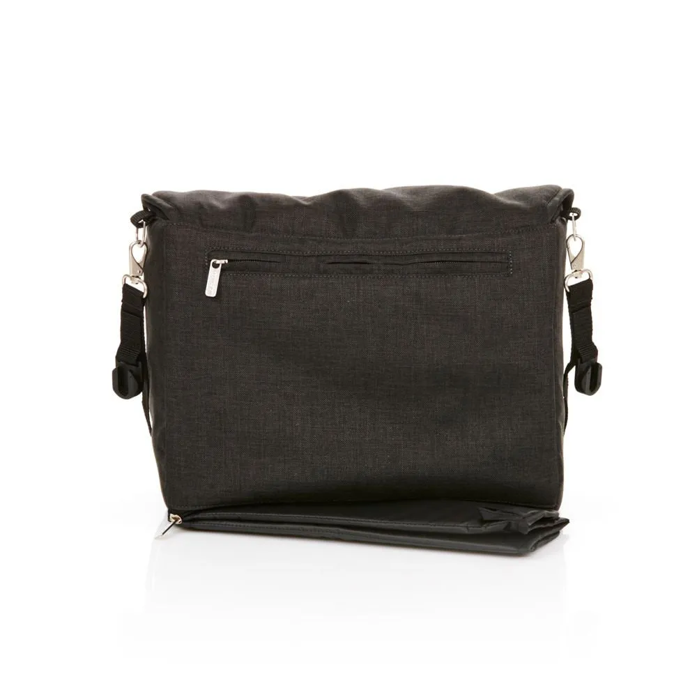 https://www.roshko.bg/media/catalog/product/cache/1/image/9df78eab33525d08d6e5fb8d27136e95/c/h/!анта за детска колчика ABC Design Changing Bag Fashion Piano 2018 2.webp