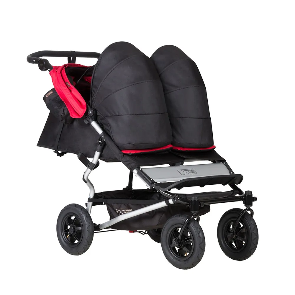 https://www.roshko.bg/media/catalog/product/cache/1/image/9df78eab33525d08d6e5fb8d27136e95/c/o/Mountain Buggy кош за новородено + сенник Cocoon.webp