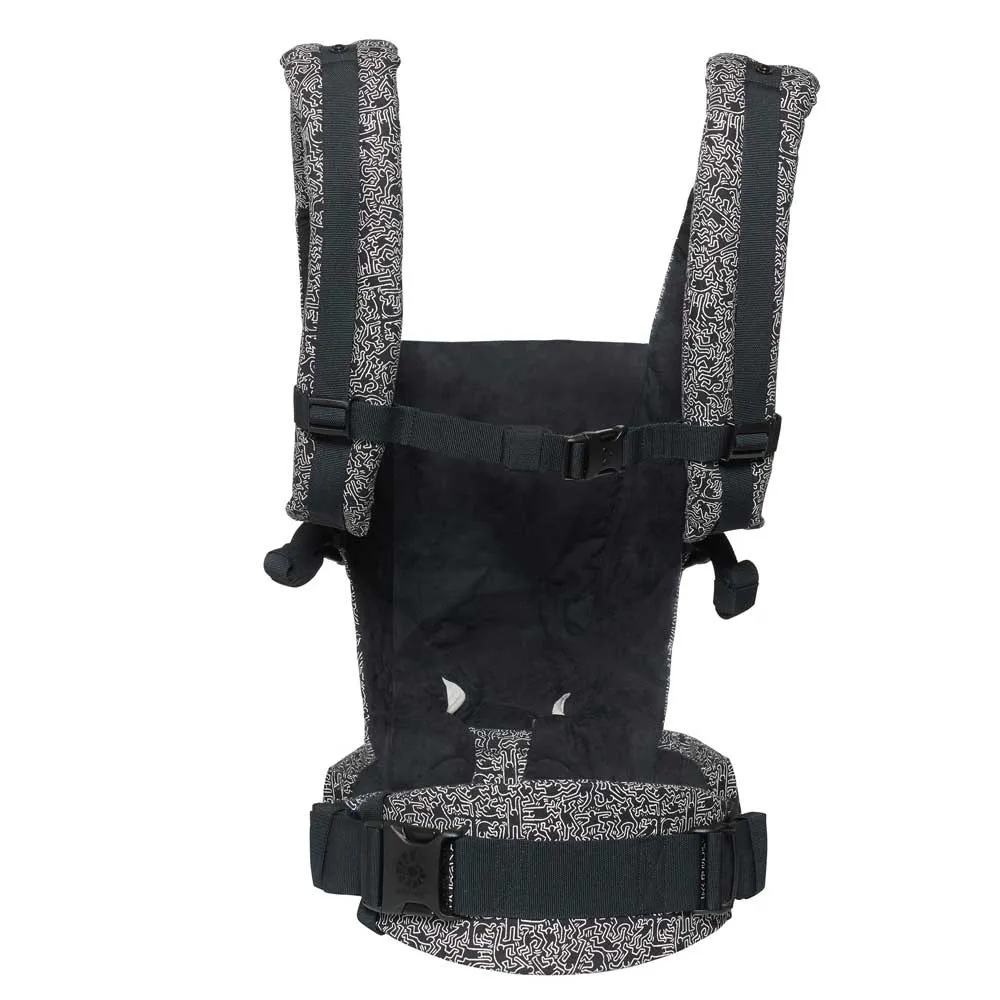 https://www.roshko.bg/media/catalog/product/cache/1/image/9df78eab33525d08d6e5fb8d27136e95/e/r/Ergobaby ергономична раница Adapt Special Edition Black 3.webp