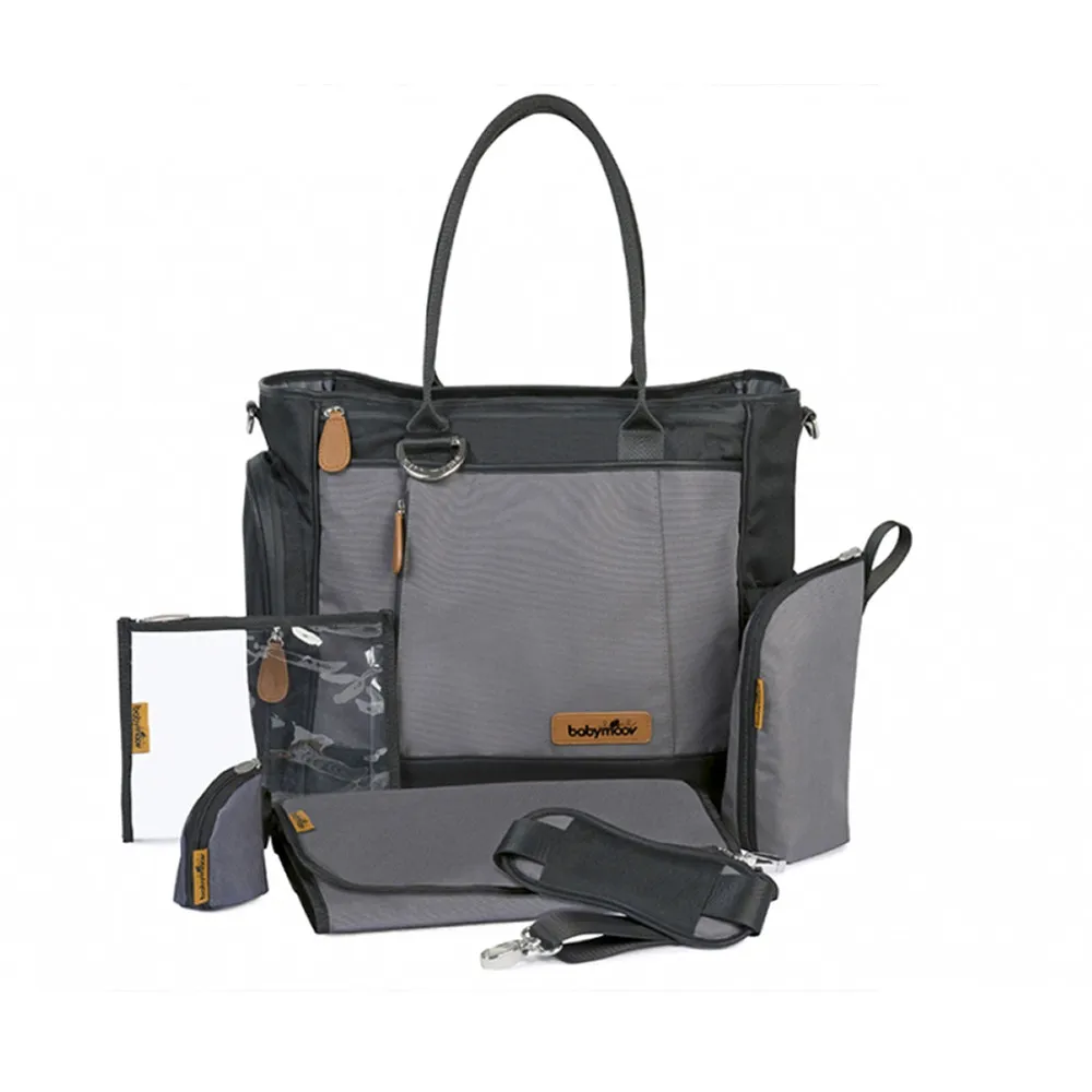 https://www.roshko.bg/media/catalog/product/cache/1/image/9df78eab33525d08d6e5fb8d27136e95/e/s/Babymoov чанта Essential Bag Black.webp