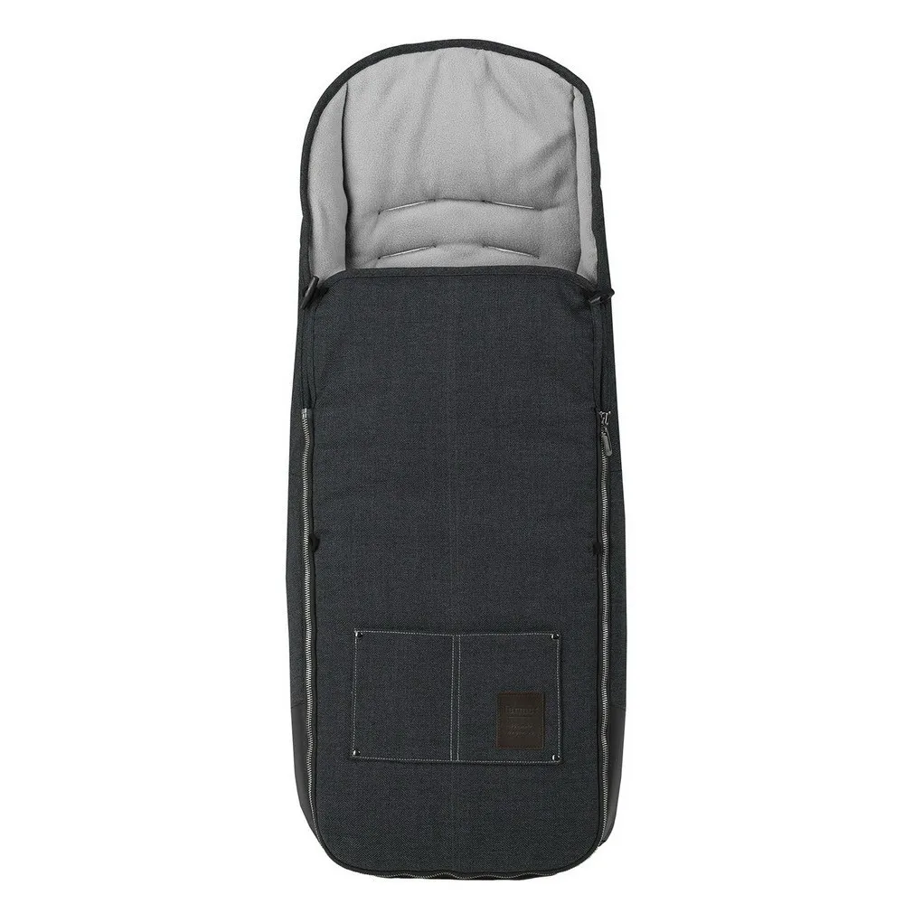 https://www.roshko.bg/media/catalog/product/cache/1/image/9df78eab33525d08d6e5fb8d27136e95/f/i/Mutsy Спален чувал за количка Evo Farmer Fishbone Moonrock 2017.webp