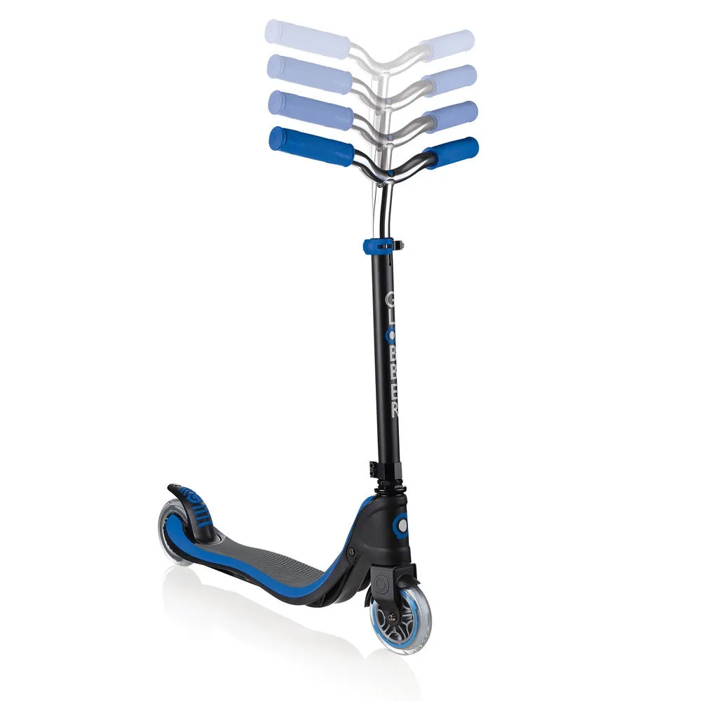 https://www.roshko.bg/media/catalog/product/cache/1/image/9df78eab33525d08d6e5fb8d27136e95/f/l/Globber FLOW 125 LIGHTS тротинетка със светещи колела - Blue 2.webp