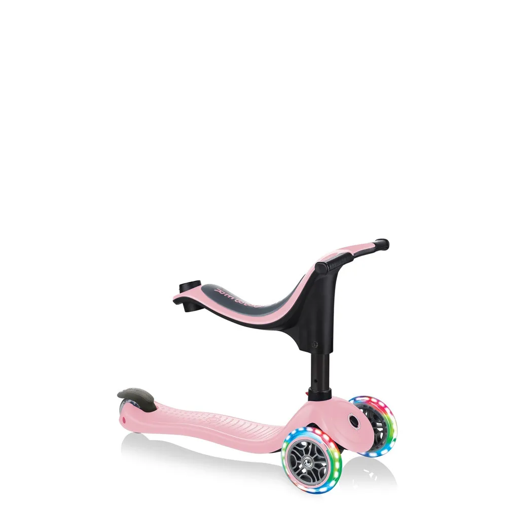 https://www.roshko.bg/media/catalog/product/cache/1/image/9df78eab33525d08d6e5fb8d27136e95/g/o/Globber GO UP Sporty Lughts тротинетка със седалка - Pastel Pink 2.webp