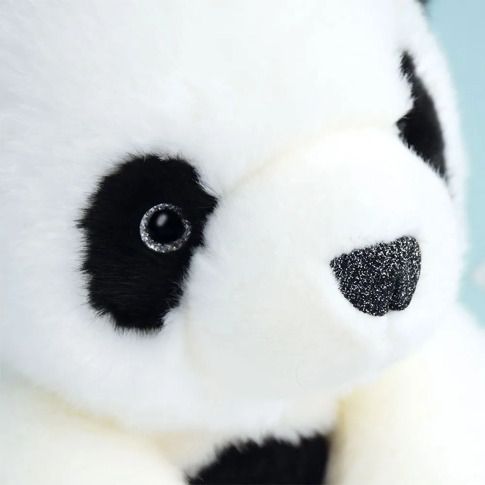 https://www.roshko.bg/media/catalog/product/cache/1/image/9df78eab33525d08d6e5fb8d27136e95/h/i/Histoire d'Ours Panda плюшено мече HO2865 2.webp