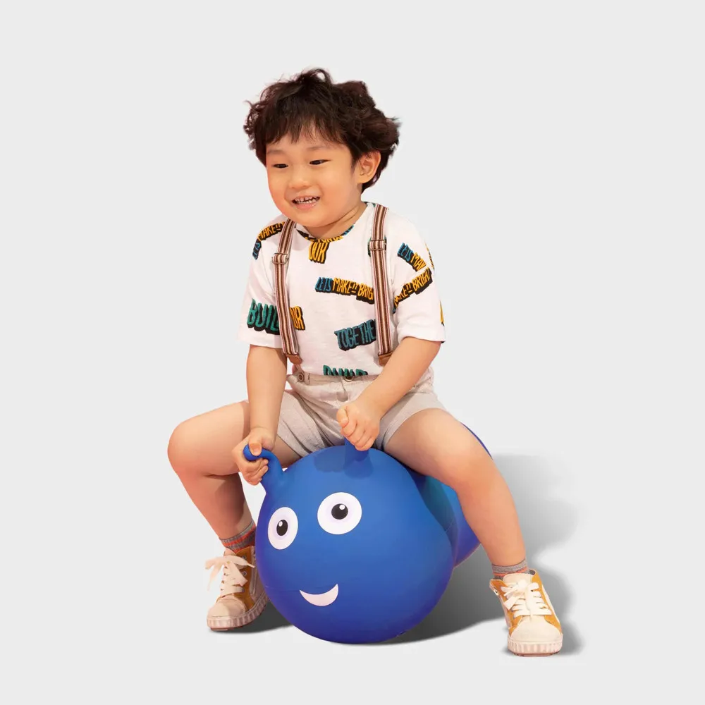 https://www.roshko.bg/media/catalog/product/cache/1/image/9df78eab33525d08d6e5fb8d27136e95/h/o/detska-topka-za-skachane-micro-air-hopper-blue 4.webp