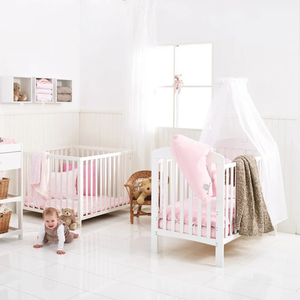 https://www.roshko.bg/media/catalog/product/cache/1/image/9df78eab33525d08d6e5fb8d27136e95/i/m/BabyDan одеало за кошара Felix .webp