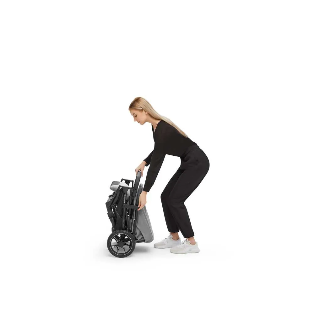 https://www.roshko.bg/media/catalog/product/cache/1/image/9df78eab33525d08d6e5fb8d27136e95/i/n/Inglesina Maior лека детска количка 15.webp