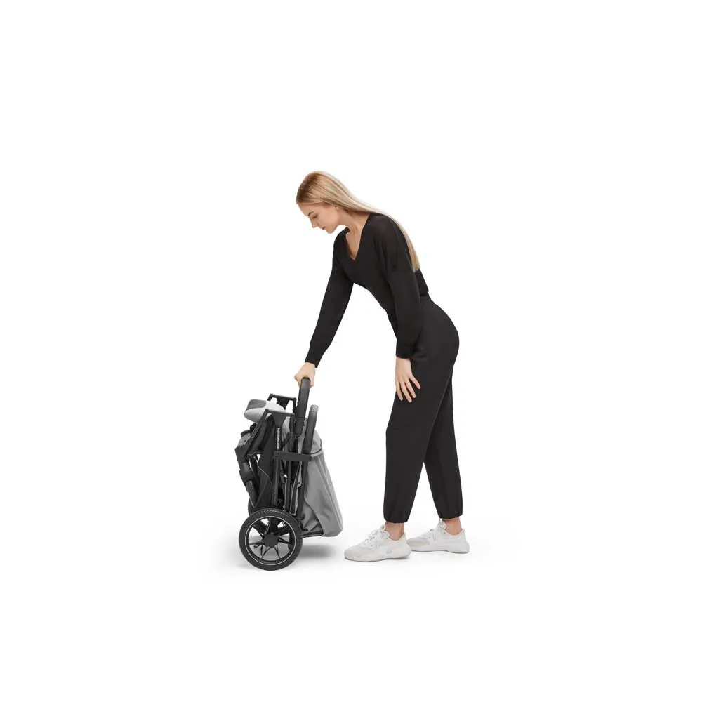 https://www.roshko.bg/media/catalog/product/cache/1/image/9df78eab33525d08d6e5fb8d27136e95/i/n/Inglesina Maior лека детска количка 16.webp