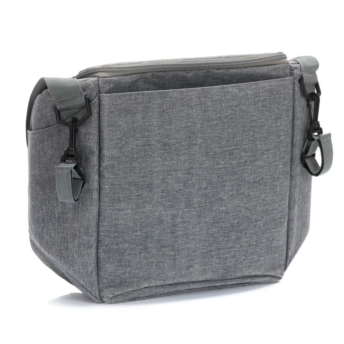 https://www.roshko.bg/media/catalog/product/cache/1/image/9df78eab33525d08d6e5fb8d27136e95/j/2/Fillikid чанта за количка и столче за хранене за път 2 в 1 - Grey Melange.webp