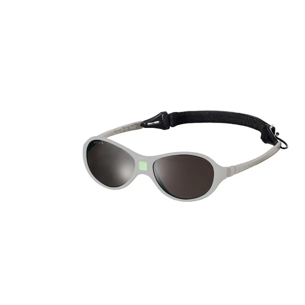 https://www.roshko.bg/media/catalog/product/cache/1/image/9df78eab33525d08d6e5fb8d27136e95/j/o/ слънчеви очила ki et la jokaki бели 12-30 месеца.webp