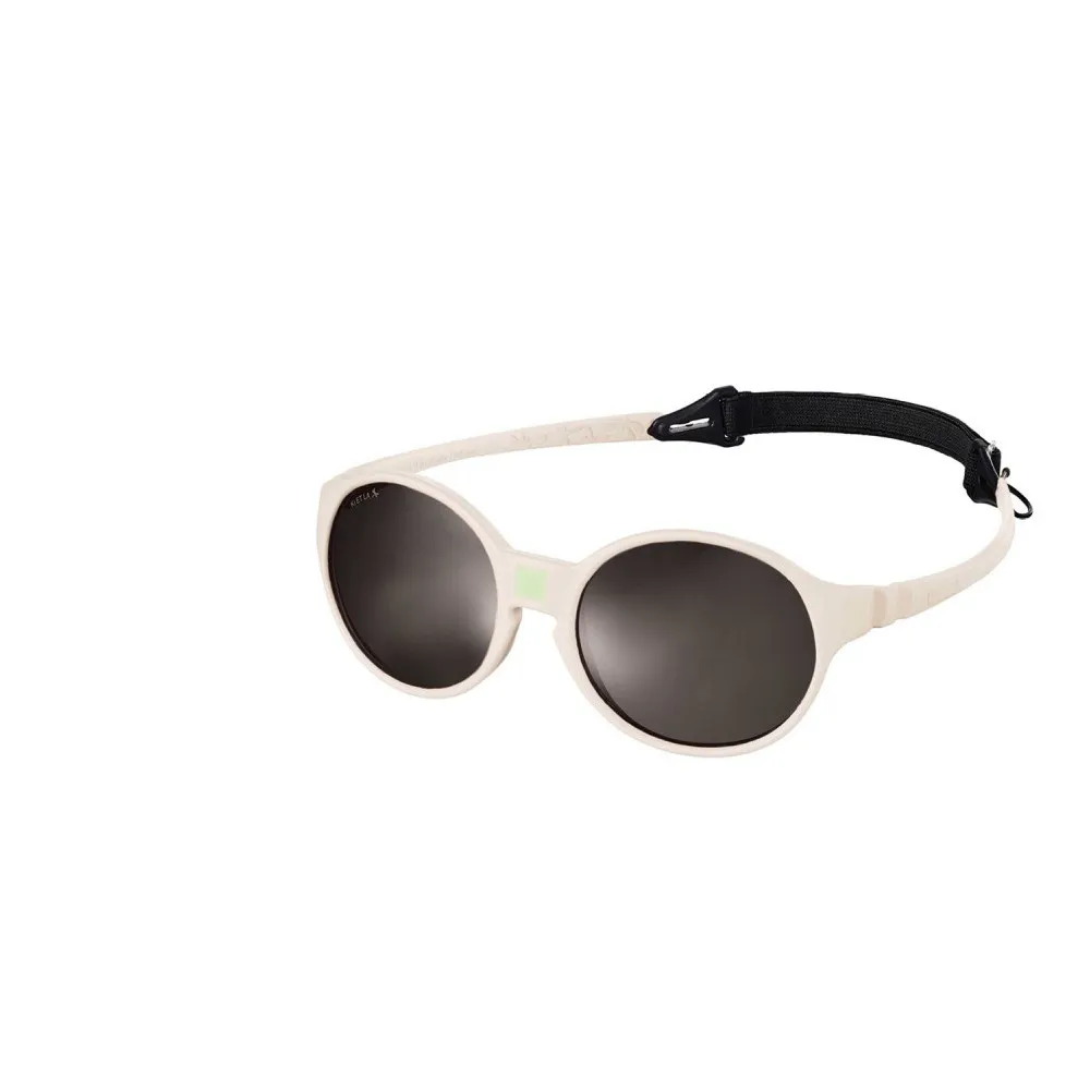 https://www.roshko.bg/media/catalog/product/cache/1/image/9df78eab33525d08d6e5fb8d27136e95/j/o/ слънчеви очила с uv защита ki et la 4-6 г бели.webp