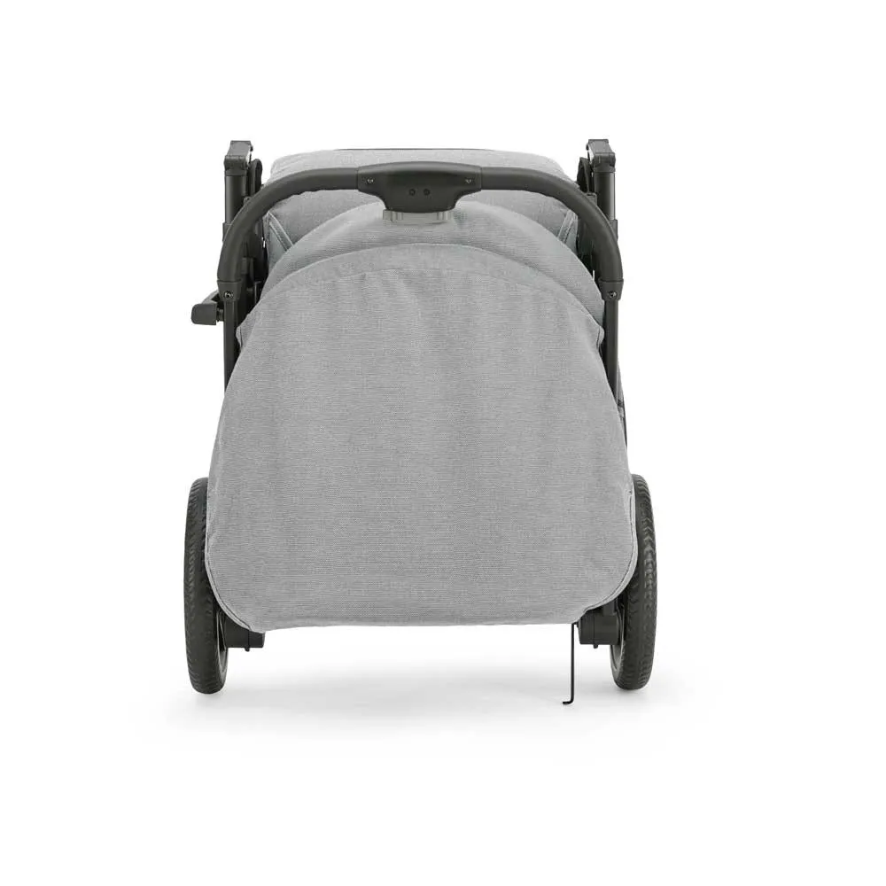 https://www.roshko.bg/media/catalog/product/cache/1/image/9df78eab33525d08d6e5fb8d27136e95/m/a/Inglesina Maior лека детска количка 10.webp