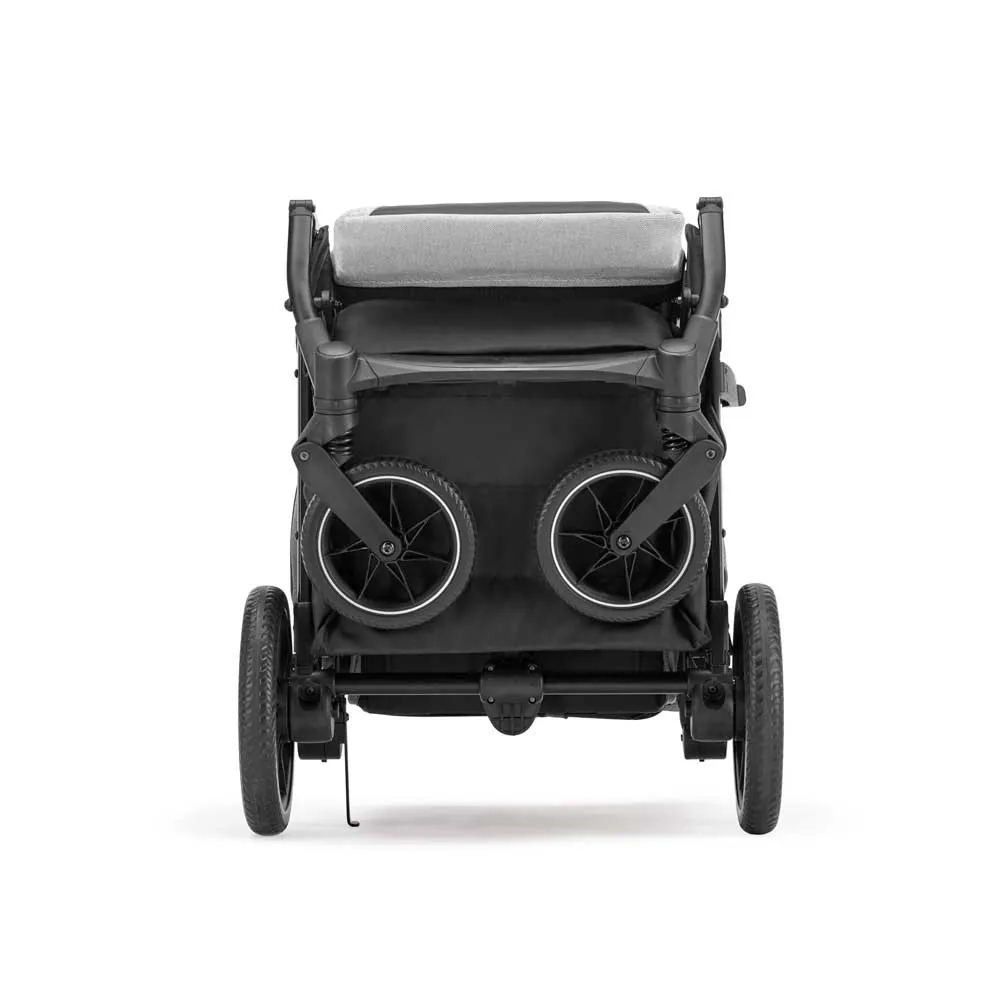 https://www.roshko.bg/media/catalog/product/cache/1/image/9df78eab33525d08d6e5fb8d27136e95/m/a/Inglesina Maior лека детска количка 9.webp