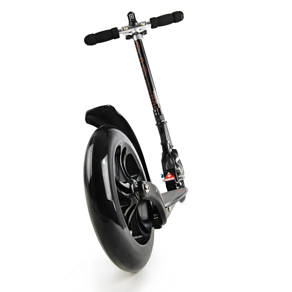 https://www.roshko.bg/media/catalog/product/cache/1/image/9df78eab33525d08d6e5fb8d27136e95/m/i/Micro тротинетка Scooters.webp