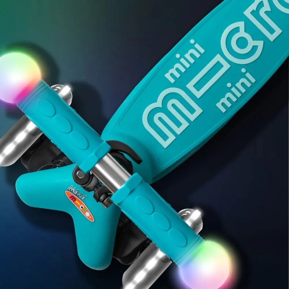 https://www.roshko.bg/media/catalog/product/cache/1/image/9df78eab33525d08d6e5fb8d27136e95/m/i/detska-trotinetka-sveteshto-kormilo-mini-micro-deluxe-magic-led.webp
