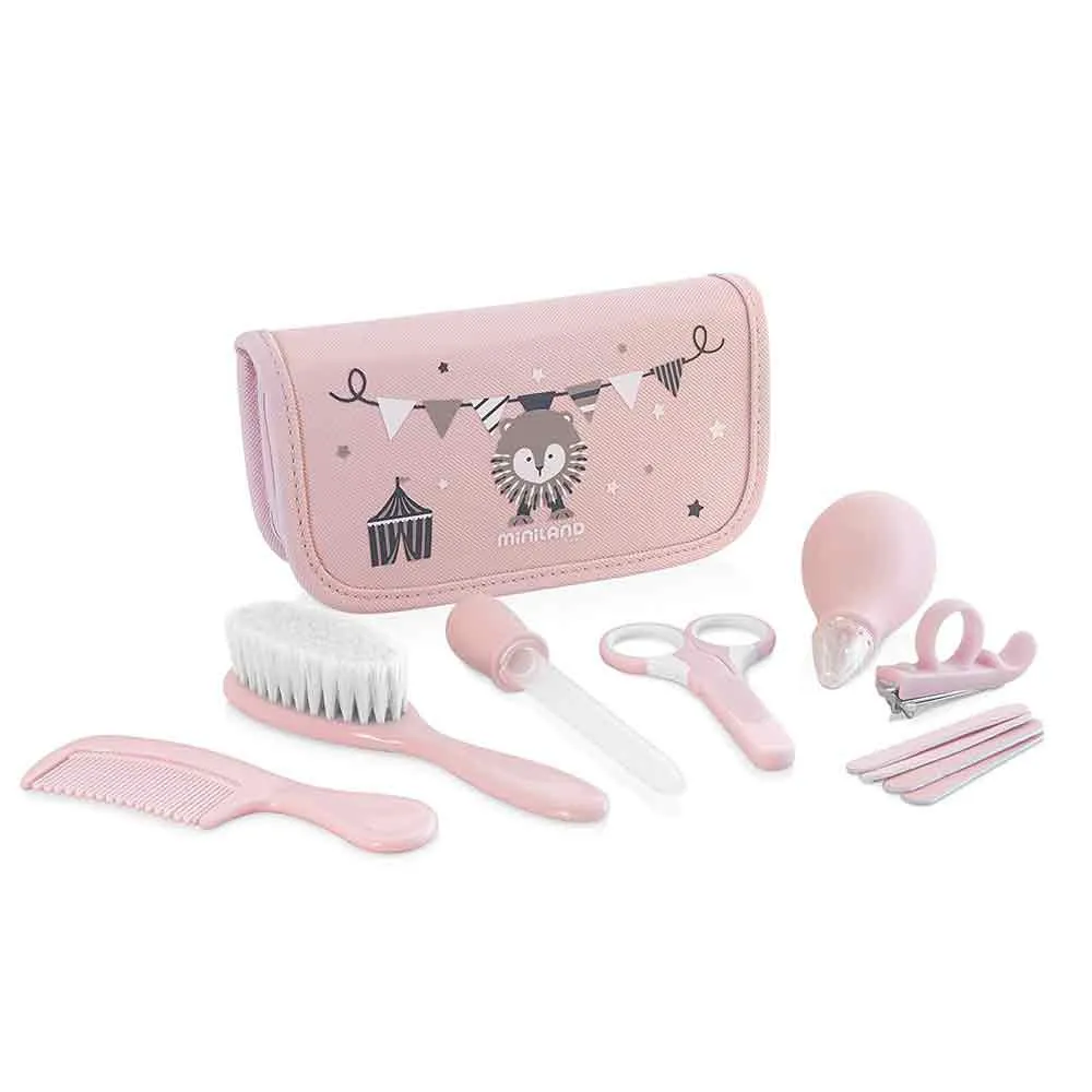 https://www.roshko.bg/media/catalog/product/cache/1/image/9df78eab33525d08d6e5fb8d27136e95/m/i/Miniland Baby Baby Kit хигиенен комплект с несесер 89125.webp