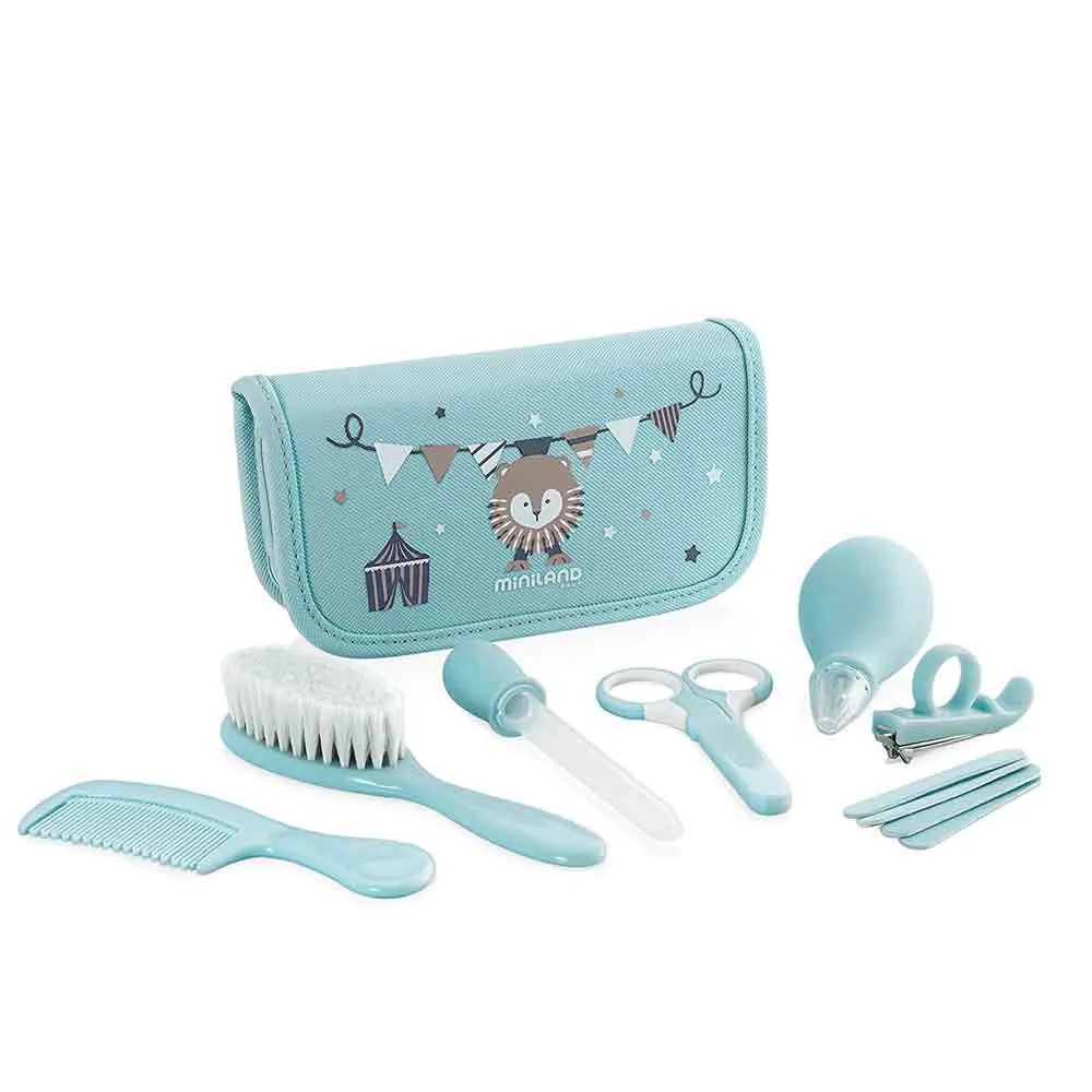 https://www.roshko.bg/media/catalog/product/cache/1/image/9df78eab33525d08d6e5fb8d27136e95/m/i/Miniland Baby Baby Kit хигиенен комплект с несесер 89143.webp
