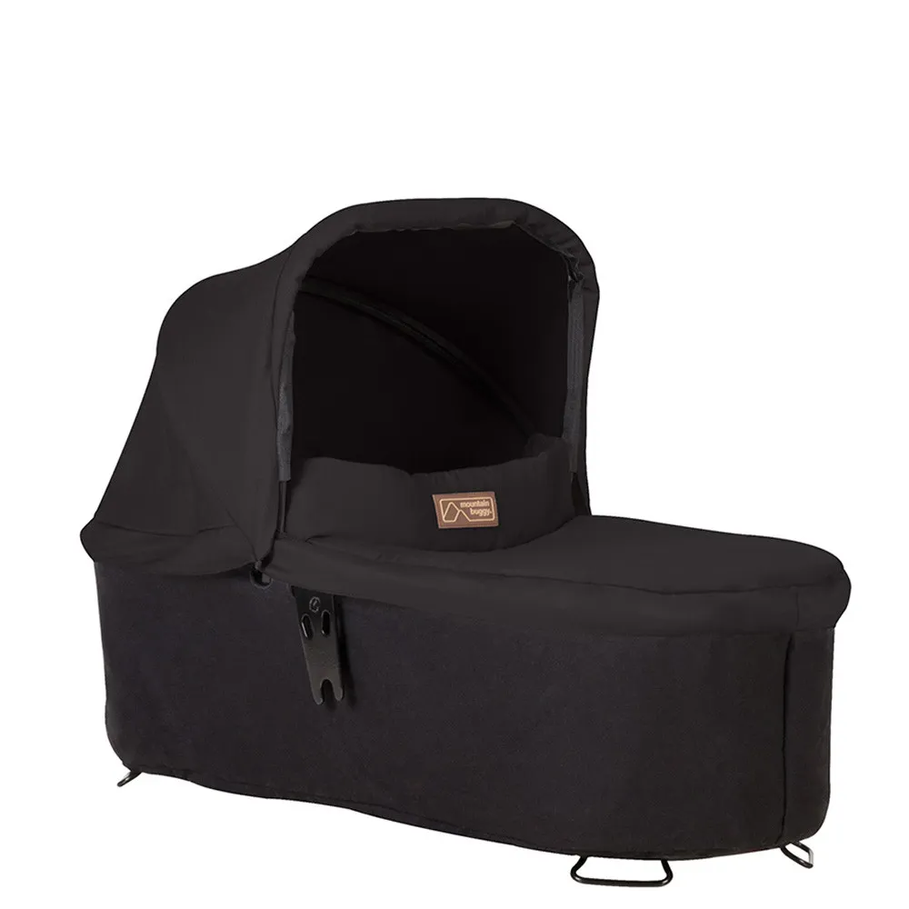 https://www.roshko.bg/media/catalog/product/cache/1/image/9df78eab33525d08d6e5fb8d27136e95/m/o/Mountain Buggy Кош за новородено Plus за количка Duet Black.webp