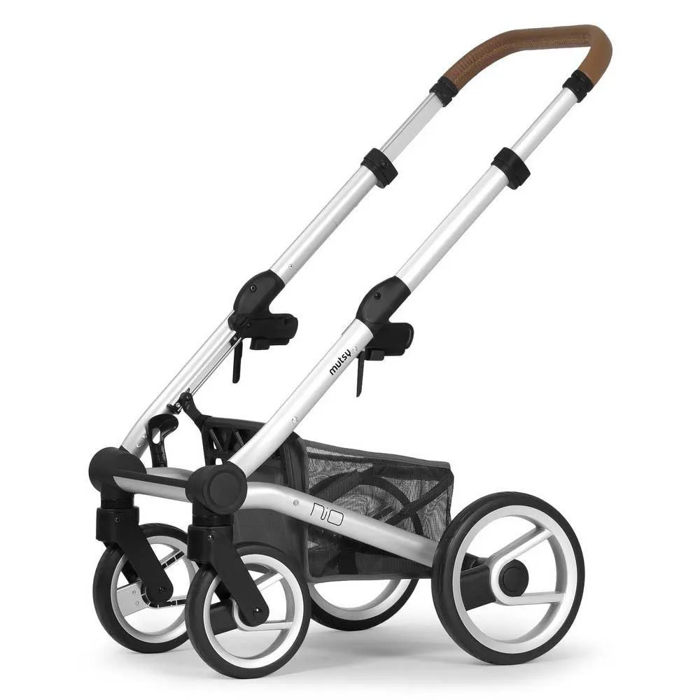 https://www.roshko.bg/media/catalog/product/cache/1/image/9df78eab33525d08d6e5fb8d27136e95/m/u/Mutsy шаси за количка Nio - Standard 2018.webp