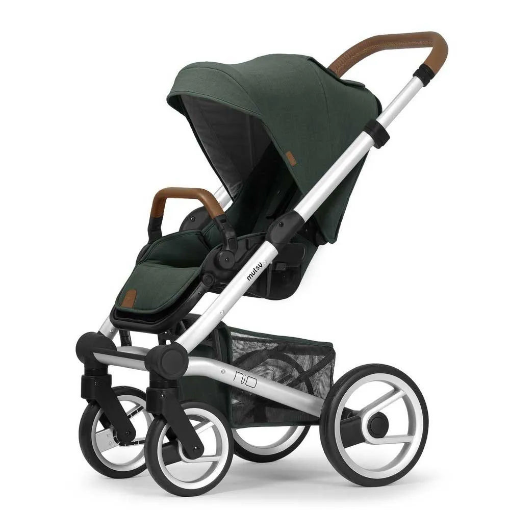https://www.roshko.bg/media/catalog/product/cache/1/image/9df78eab33525d08d6e5fb8d27136e95/n/i/Mutsy Nio Adventure Pine Green седалка, сенник, багажник 2018.webp
