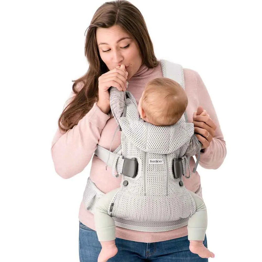 https://www.roshko.bg/media/catalog/product/cache/1/image/9df78eab33525d08d6e5fb8d27136e95/o/n/BabyBabyBjorn Baby Carrier One Air ергономична раница - Anthracite 3D Mesh 5rn Baby Carrier One Air ергономична раница - Silver 3D Mesh 5.webp