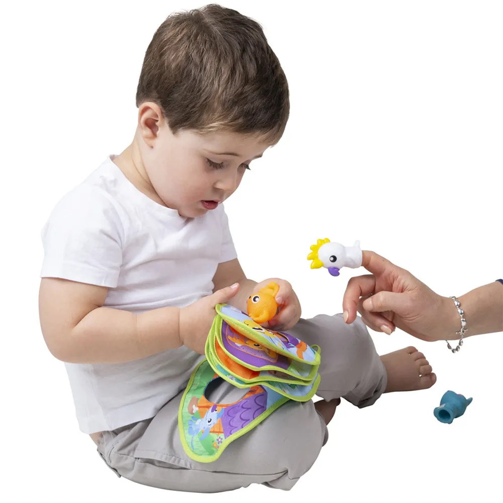 https://www.roshko.bg/media/catalog/product/cache/1/image/9df78eab33525d08d6e5fb8d27136e95/p/g/Playgro Текстилна книжка Щастливи у дома с животни за куклен театър, 12м+.webp