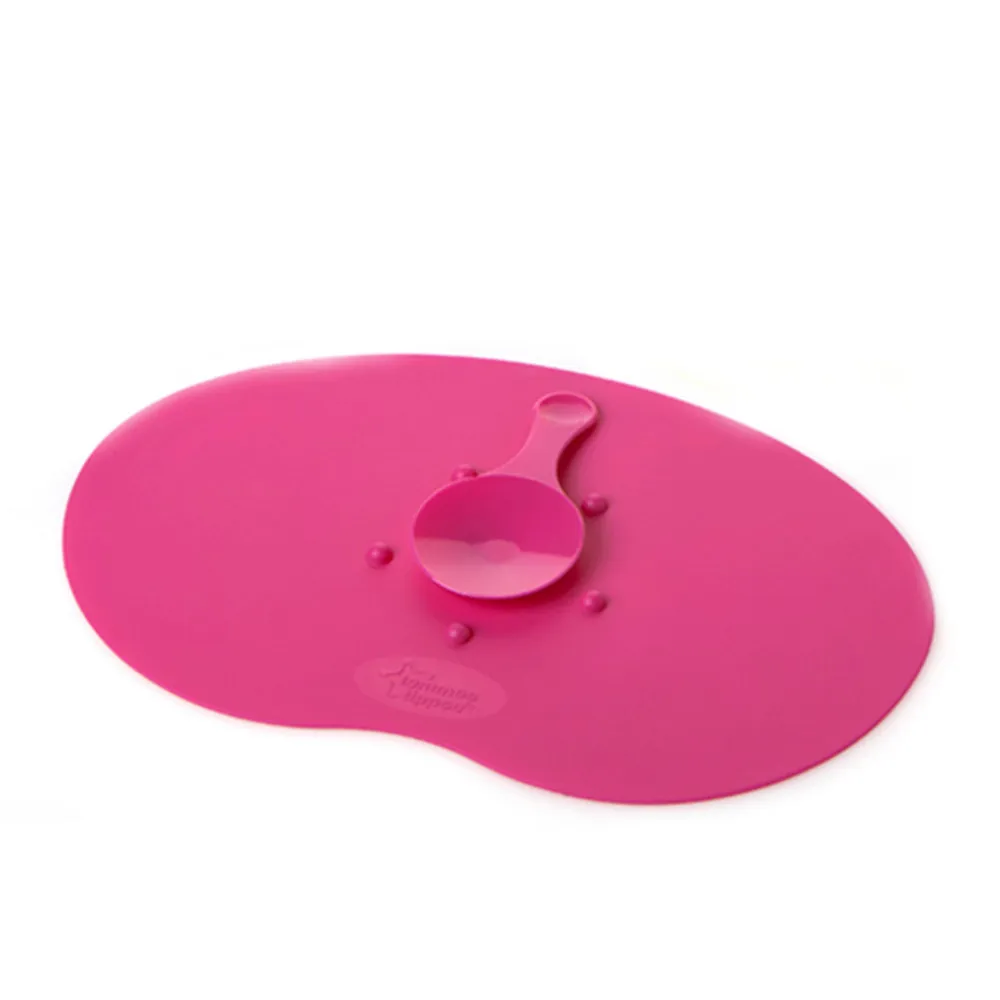 https://www.roshko.bg/media/catalog/product/cache/1/image/9df78eab33525d08d6e5fb8d27136e95/p/i/Tommee Tippee Вълшебна подложка за хранене Magic Mat 7m+ розова.webp