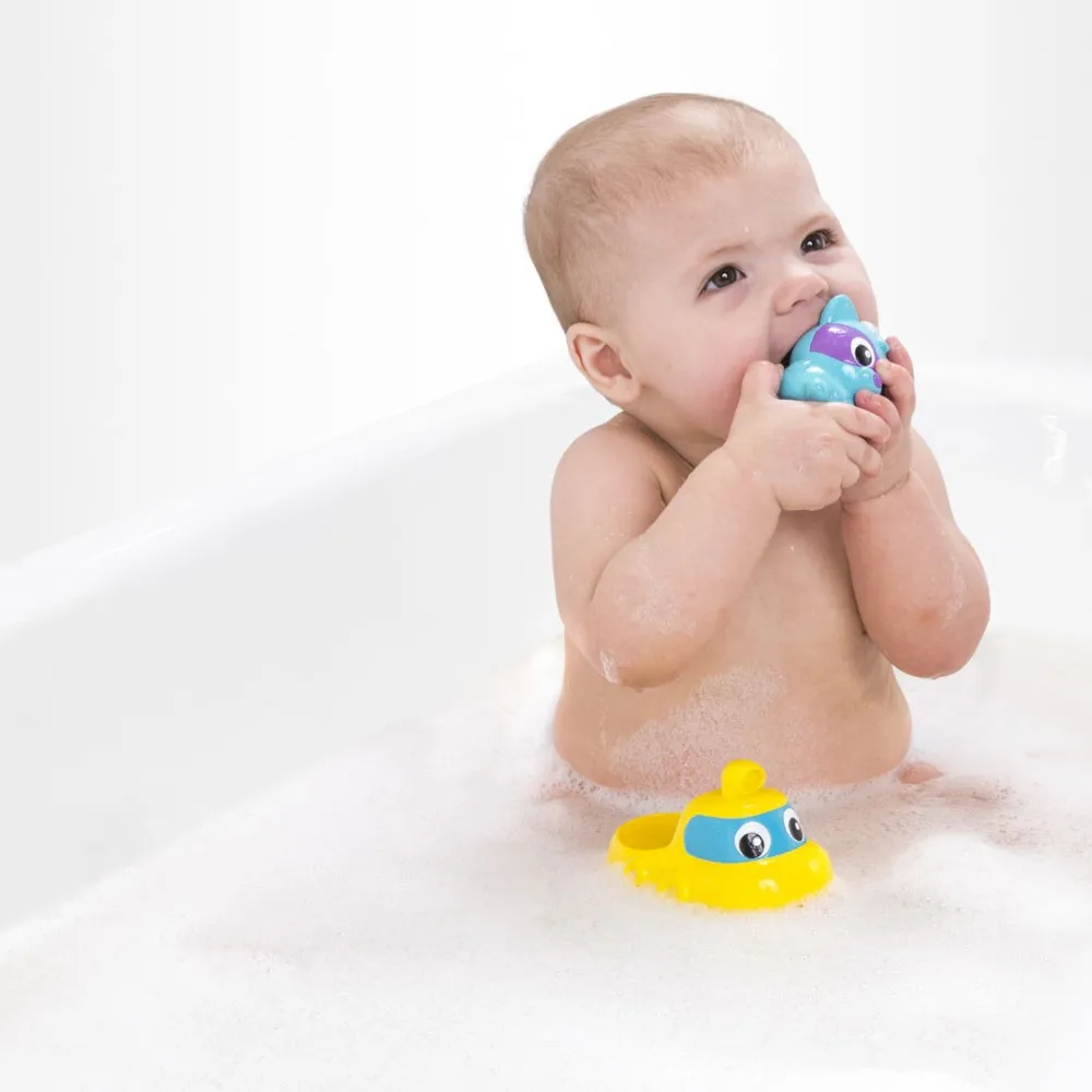https://www.roshko.bg/media/catalog/product/cache/1/image/9df78eab33525d08d6e5fb8d27136e95/r/a/Playgro Rainy Raccoon's Musical Submarine музикална подводница за баня 3.webp