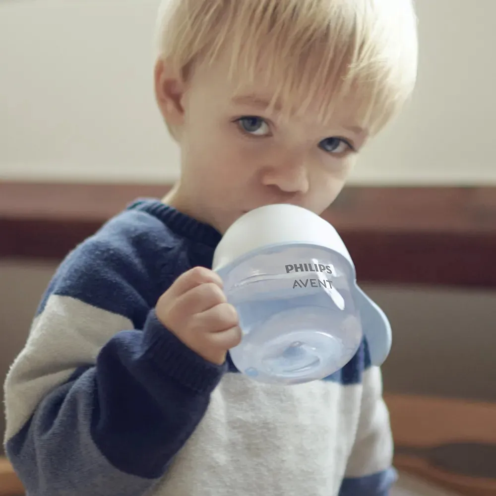 https://www.roshko.bg/media/catalog/product/cache/1/image/9df78eab33525d08d6e5fb8d27136e95/s/c/Philips AVENT Тренировъчно шише Natural Response 150 мл.webp