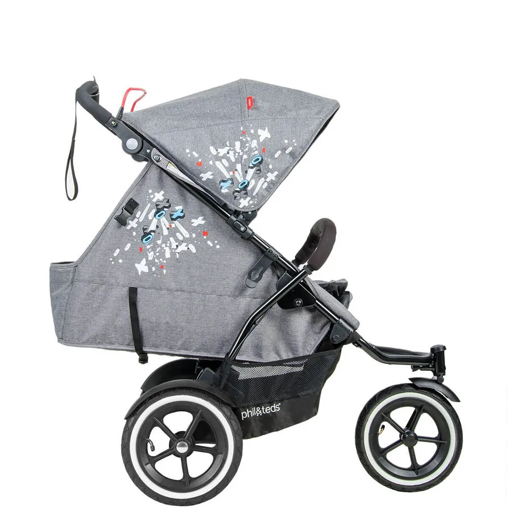 https://www.roshko.bg/media/catalog/product/cache/1/image/9df78eab33525d08d6e5fb8d27136e95/s/p/Phil & Teds Детска количка Sport V5 Graffiti.webp