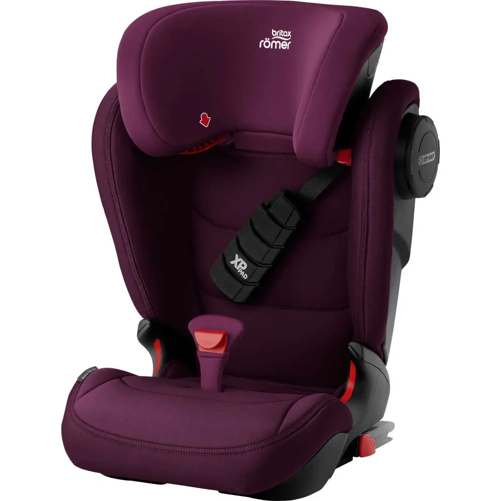https://www.roshko.bg/media/catalog/product/cache/1/image/9df78eab33525d08d6e5fb8d27136e95/s/t/Britax Romer Kidfix III S стол за кола (15-36 кг) - Burgundy.webp