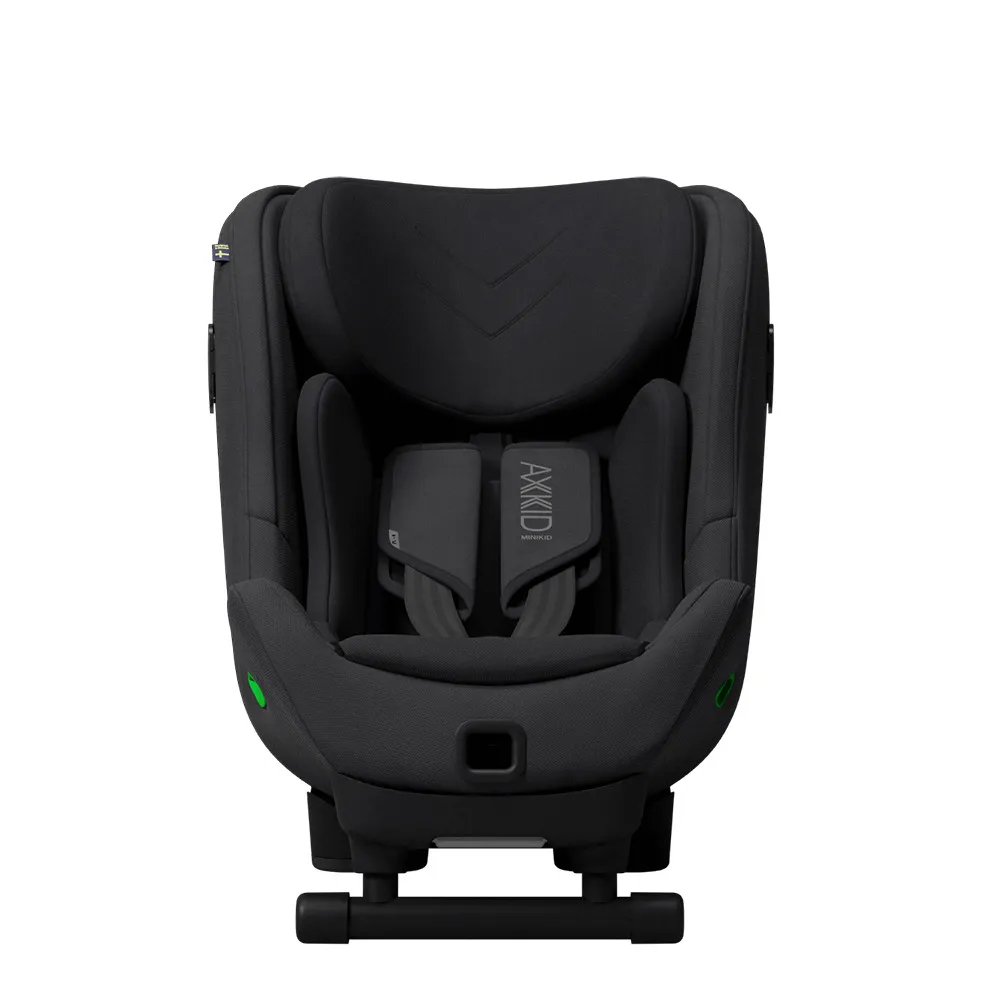 https://www.roshko.bg/media/catalog/product/cache/1/image/9df78eab33525d08d6e5fb8d27136e95/s/t/ за кола Axkid Minikid 4 Max, от 6 месеца до 7 години - Coastal Storm Black.webp