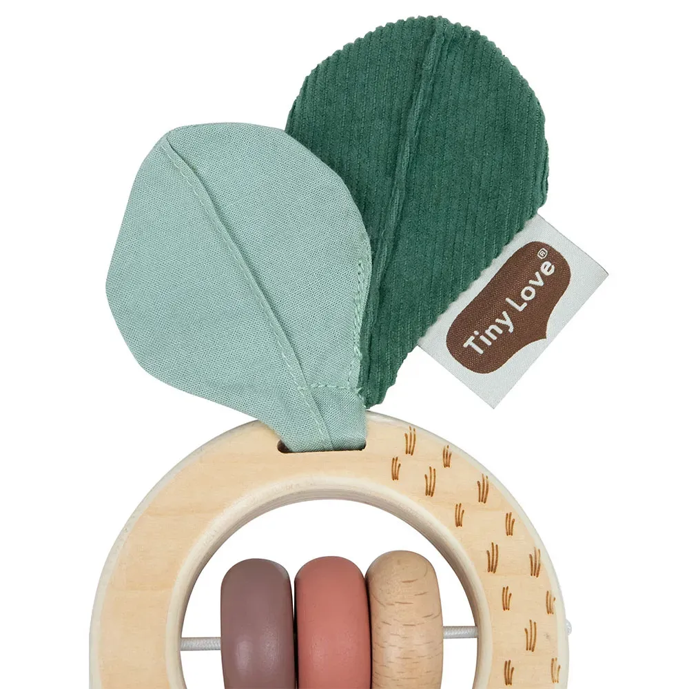 https://www.roshko.bg/media/catalog/product/cache/1/image/9df78eab33525d08d6e5fb8d27136e95/t/l/Tiny Love Дървена дрънкалка Цвекло от Еко колекция Garden of Adventures.webp